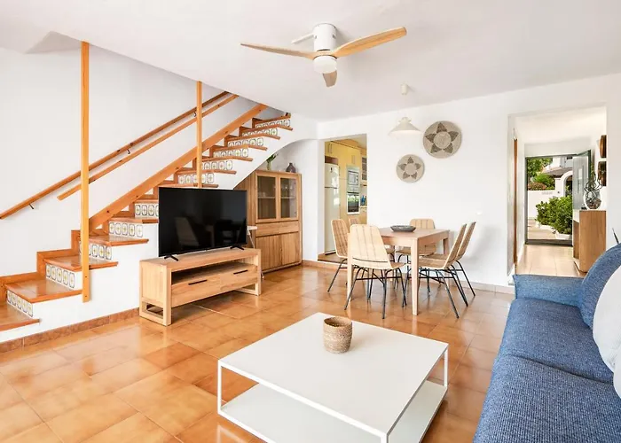 Mistral 2 Apartman Fornells