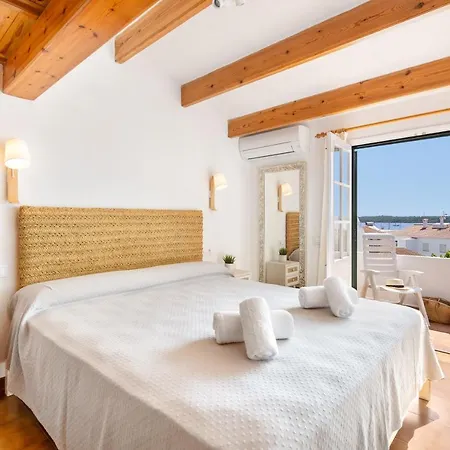 Mistral 2 Apartment
